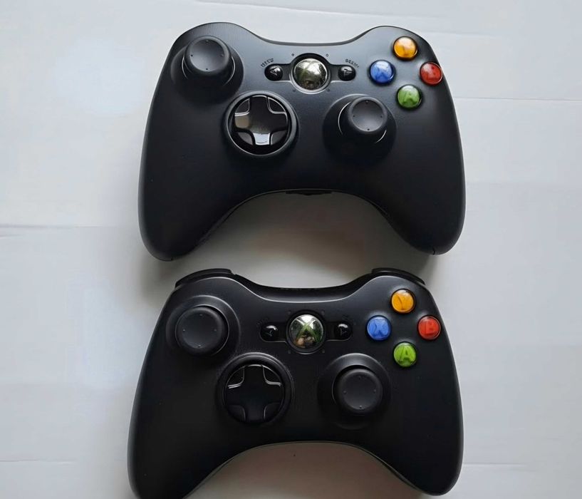 Продавам 2 бр. безжични джойстика за Xbox 360 (черни) – като нови! / Заменям за Xbox One