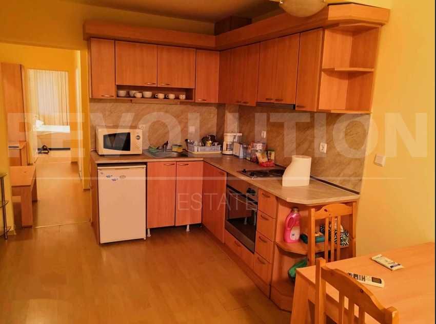 Дава се под наем Двустаен апартамент в Варна, Център - 60 кв.м за 348.84 € - Снимка #1