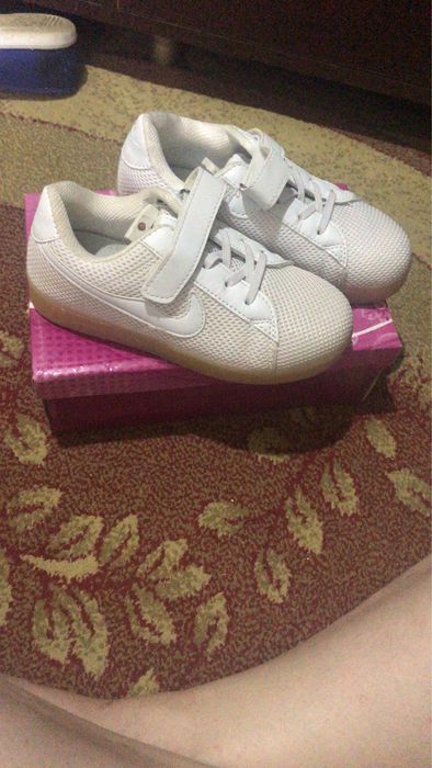 Кросовки для девочки