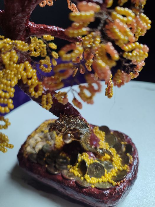 Продам дерево из бисера