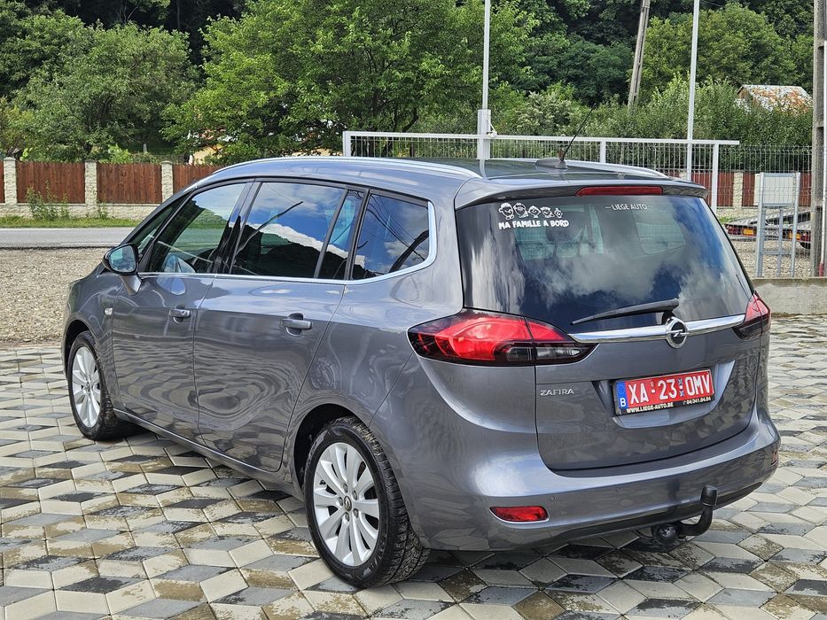 Opel Zafira  din 2019 cu 7 locuri !