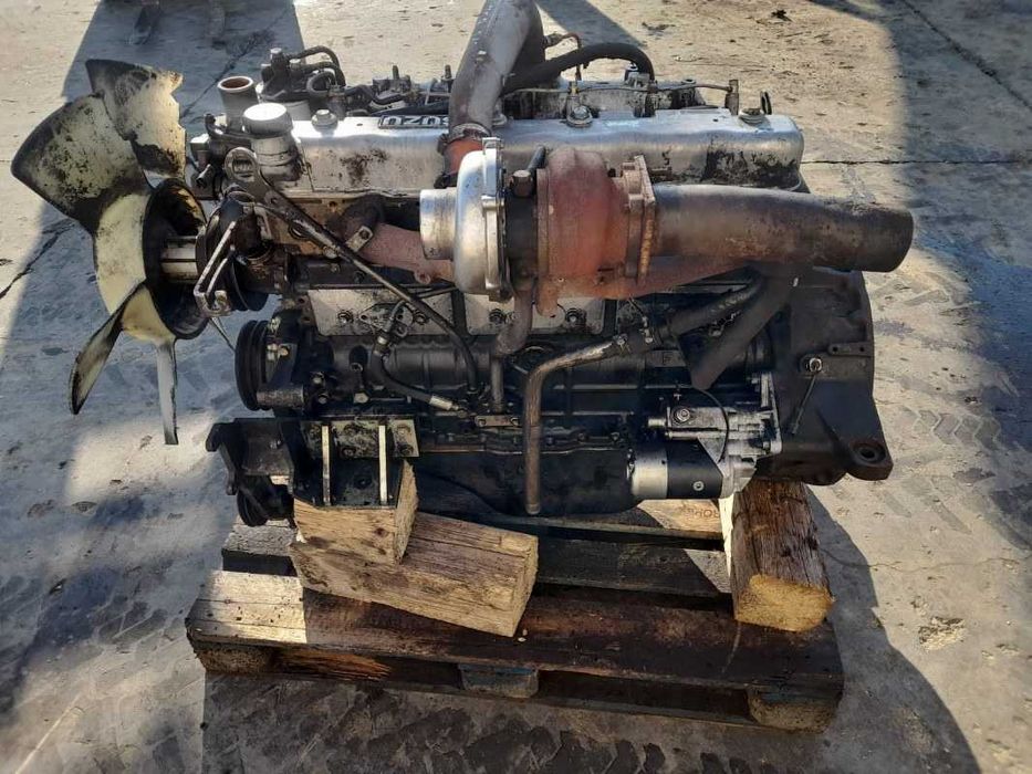 Motor Isuzu 6BG1 pentru excavator JCB JS260