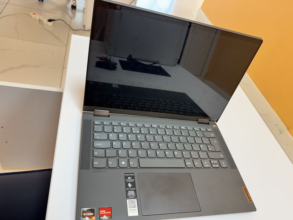Lenovo Flex 5 Ryzen 5 / 8GB / 512GB SSD / Full HD Touch / Yoga 360°