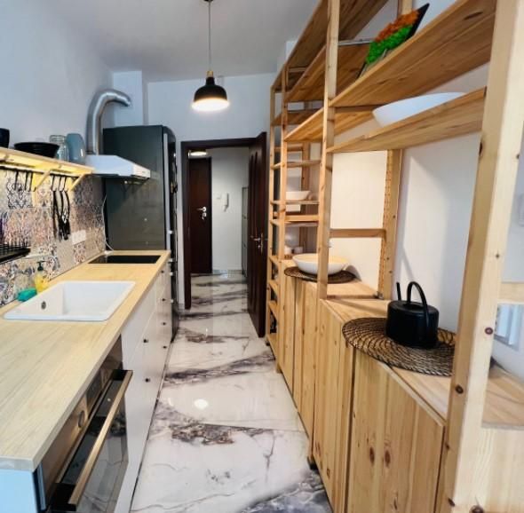 Дава се под наем Двустаен апартамент в София, Център - 55 кв.м за 600 € - Снимка #1