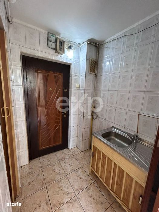 Garsoniera de vanzare Razboieni
