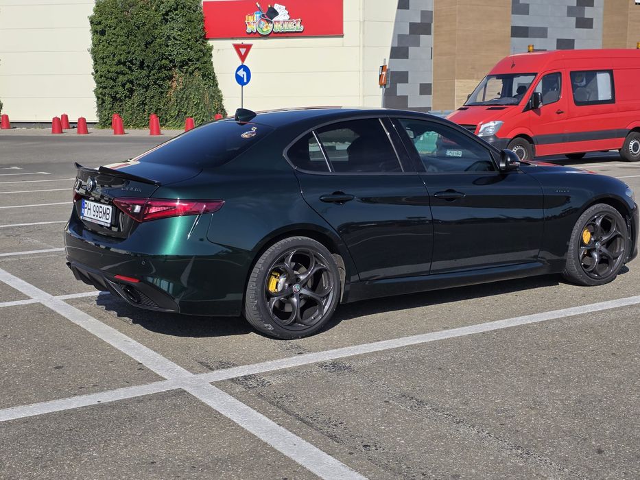 ALFA ROMEO Giulia 2021 — imagine 4
