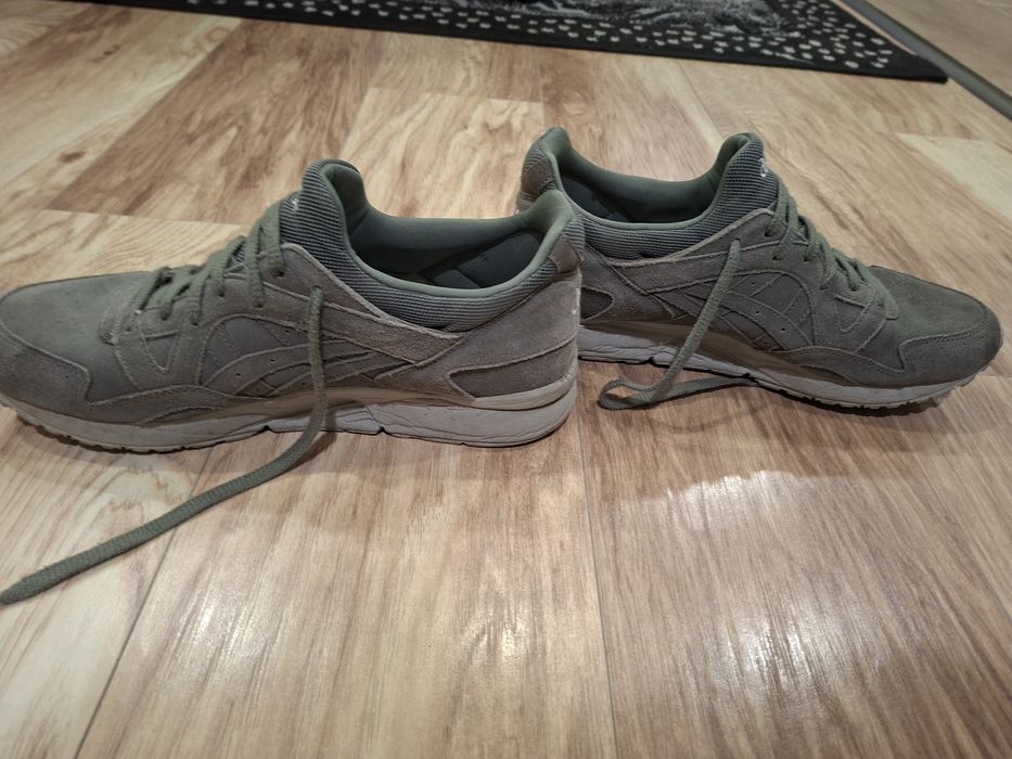 Обувки Asics 46 номер