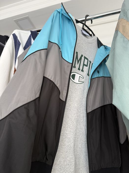 Весенние куртки. Спортивные кофты