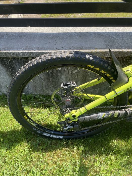 Vand Commencal Supreme v3 full custom