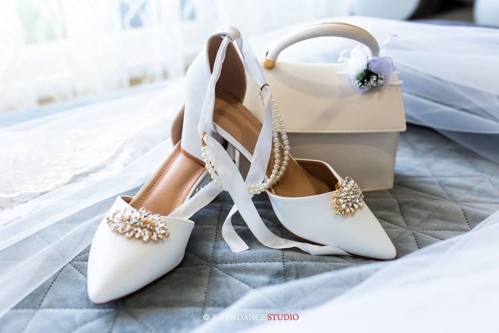 Сватбен сет рокля,чанта  и обувки