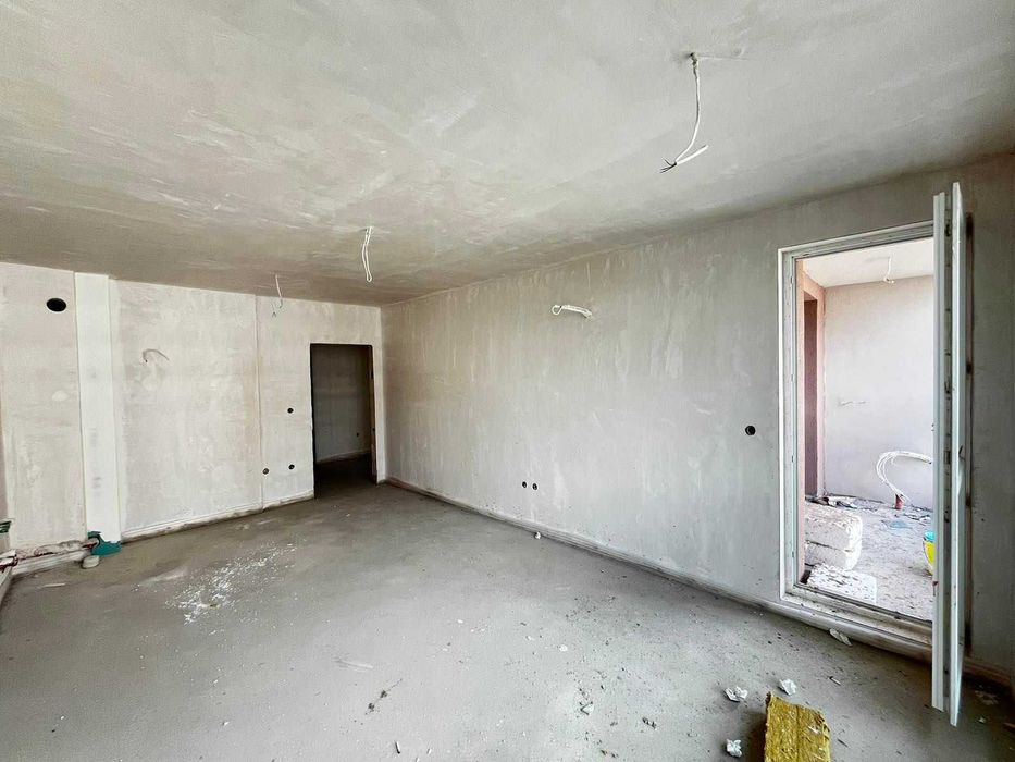 Продава се Двустаен апартамент в Пловдив, Южен - 71 кв.м за 589 €/кв.м - Снимка #1