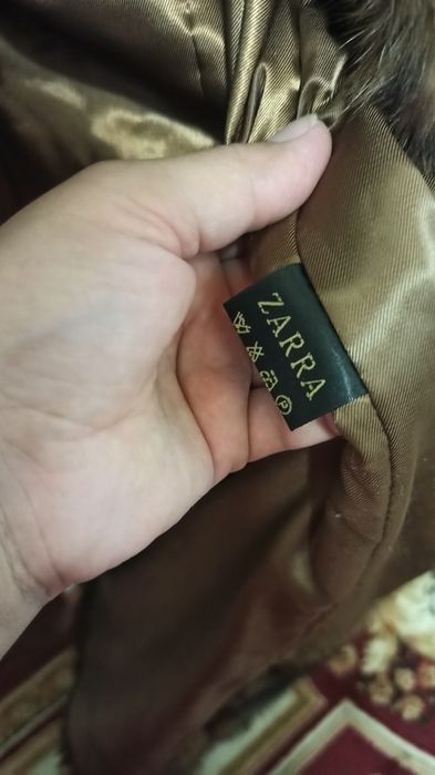 Скидка!!Девочки Продаётся женское меховое пальто