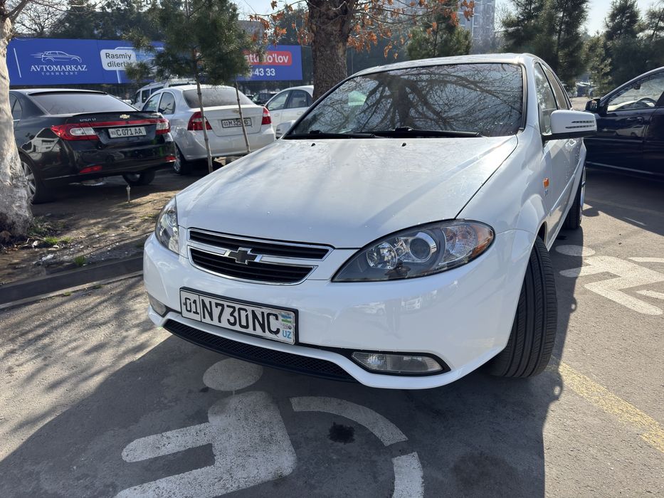 Gentra lacceti navarot mers qilingan holati idyal srochni sotiladi