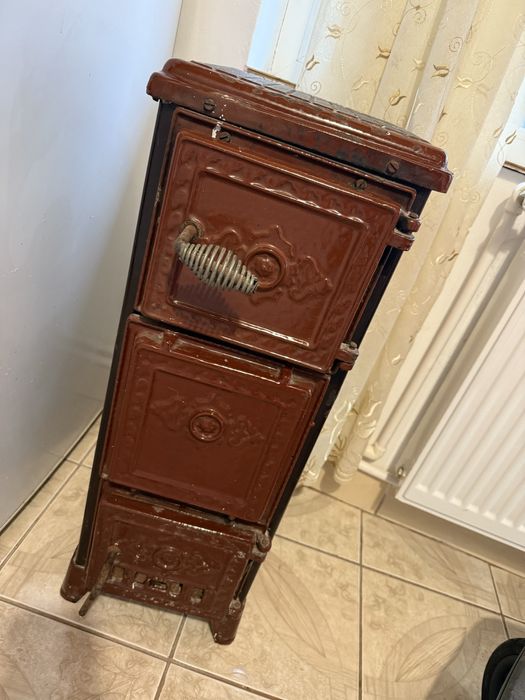 Soba din teracota cu plita pe gaz si lemne