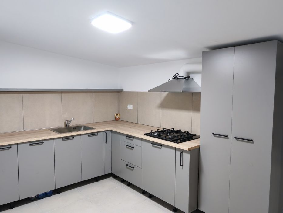 Apartament 1 cameră la curte 70 mp cu terasă și balcon propietar