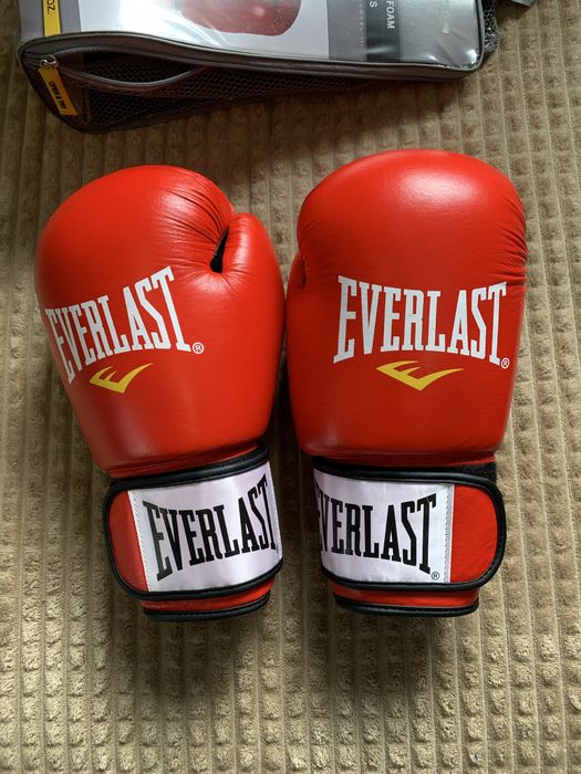 Боксови ръкавици Everlast
