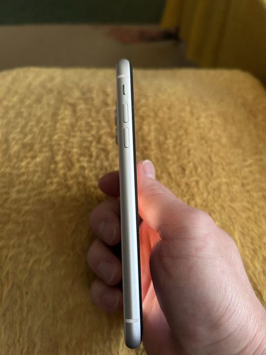 Apple 11 64gb-ПЕРФЕКТЕН