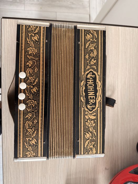 Vand acordeon Hohner HA-1040