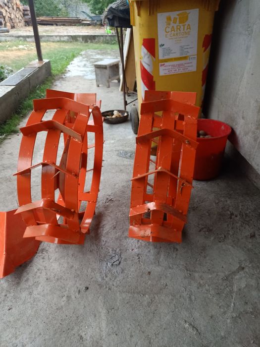 Vând 2 roti metalice noi pentru motosapă merge la motosape mai mari su