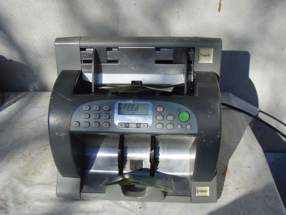 Masina de inumarat banii Talaris EV8650, mici probleme