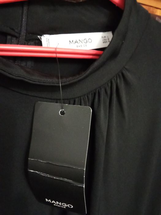 Платье женское. .