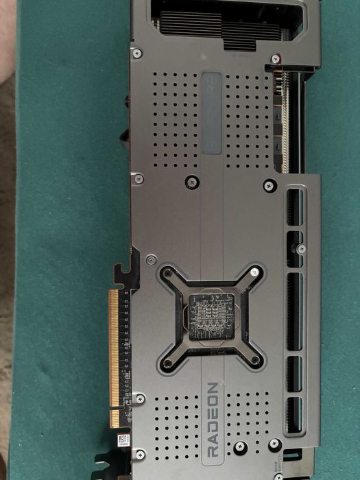 RX 7800XT Sapphire In Garantie