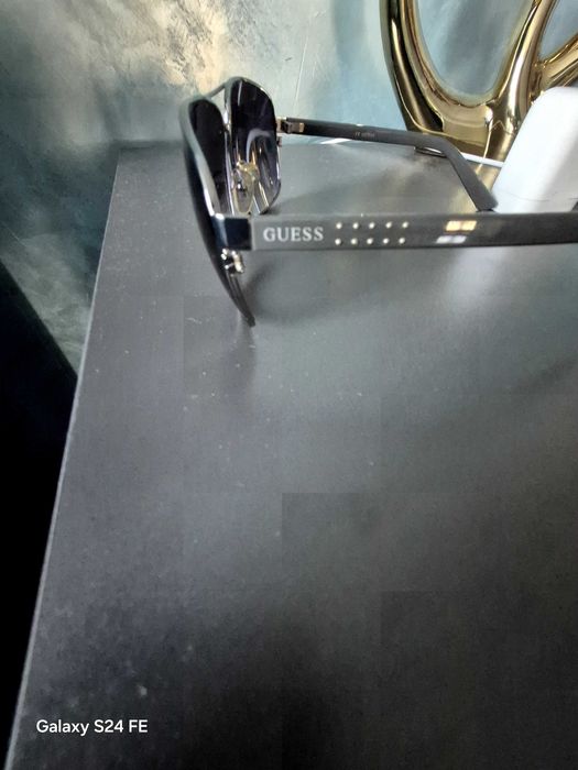 Ochelari de soare Guess