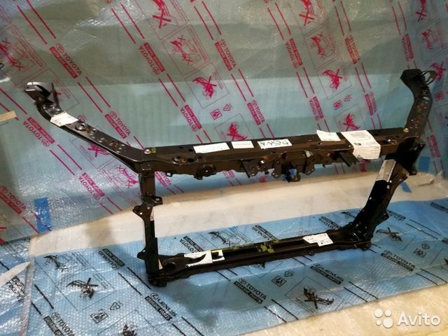 Телевизор на Тойота Камри 70 / Toyota Camry 70