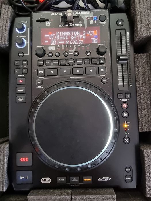 Set mixer, playere mp3 si case DJ