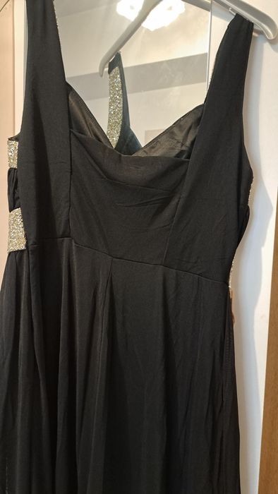 Vand rochie in stare buna