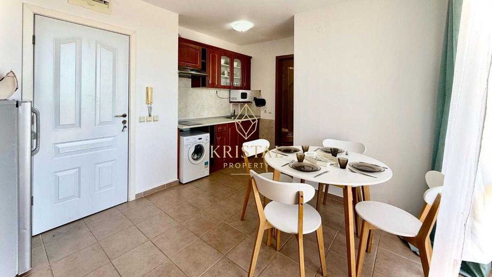 Продава се Тристаен апартамент в к.к. Слънчев бряг - 65 кв.м за 1308 €/кв.м - Снимка #4