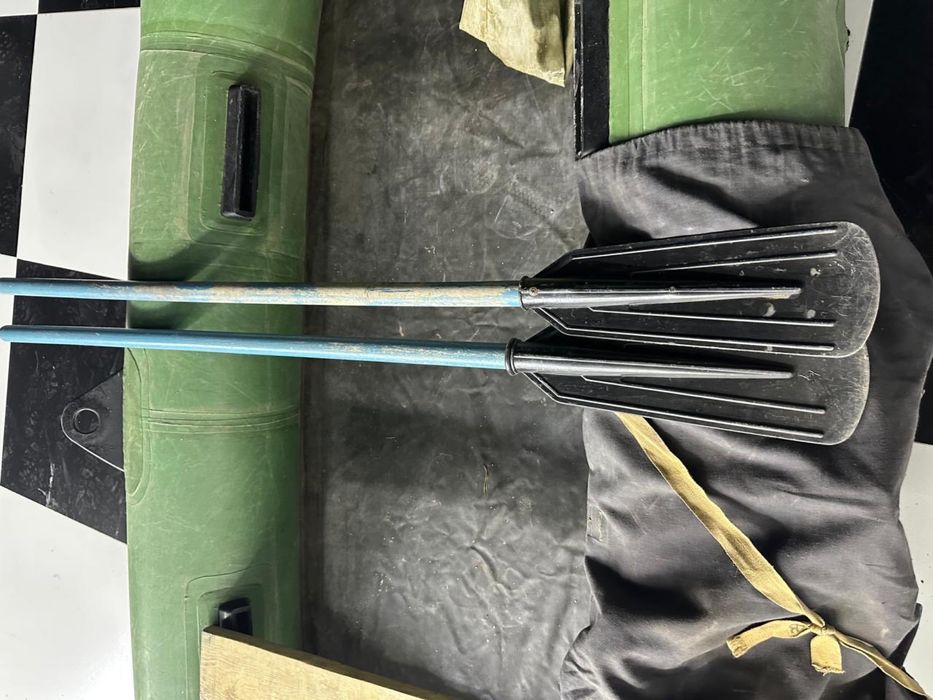 Продам двухместную лодку