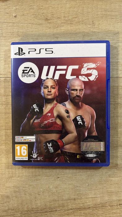 Диск UFC 5  для PS5