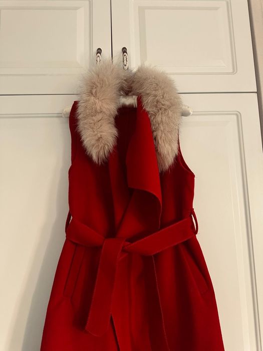 Vesta lunga stil palton cu guler de blana , stil Massimo Dutti , S / M