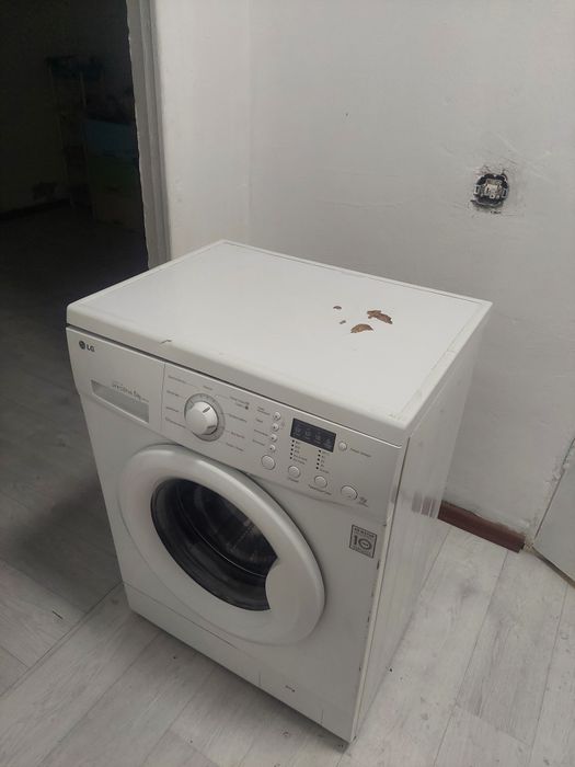 Срочно продам стиральную машину