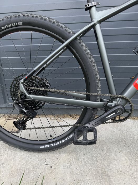 Bicicleta Cube Analog 2024