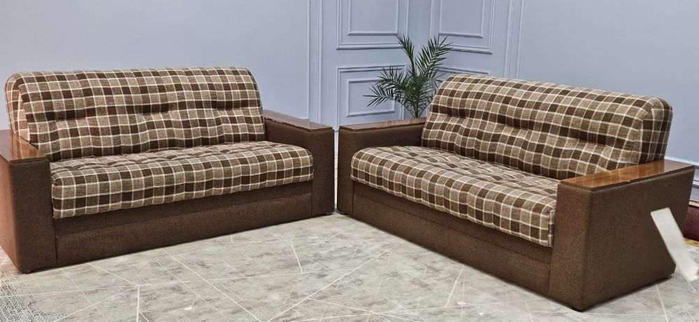 Yumshoq divan sotiladi