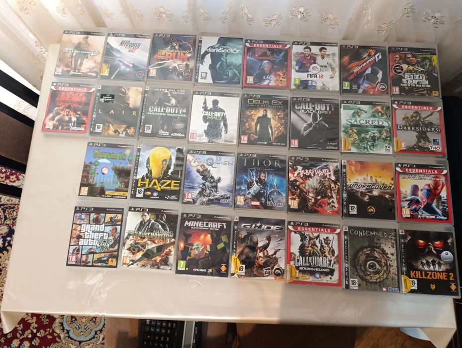 30 JOCURI PS3 + PS3 defect (700+50 Ron)