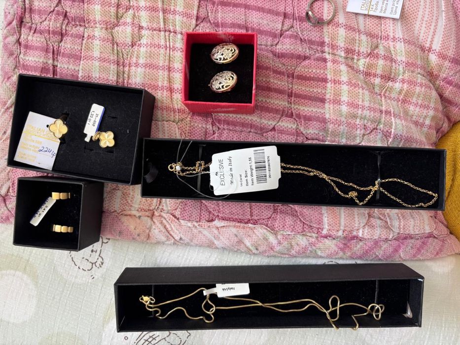 Злото серги цеп и кальцо