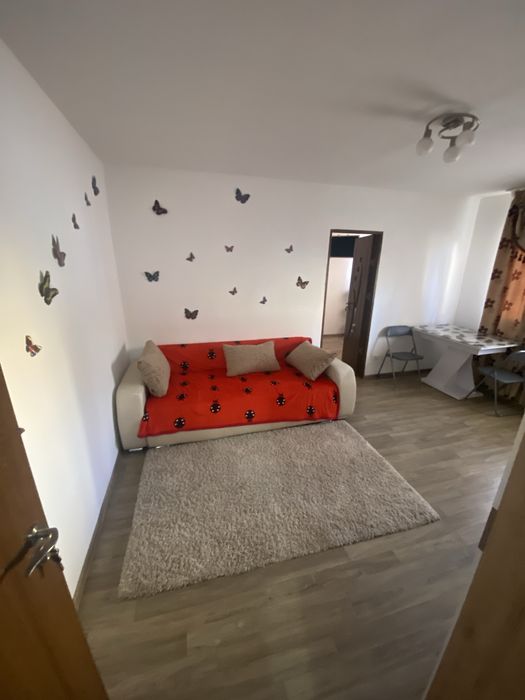 Inchiriez apartament 2 camere