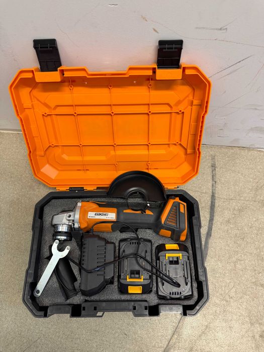 Ъглошлайф безчетков Ø125mm 18V 2x4Ah куфар BK-BAG73