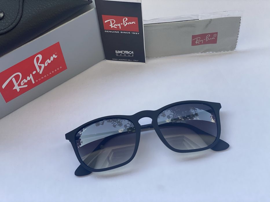 Ochelari de soare RAY BAN 4187 Chris Noi