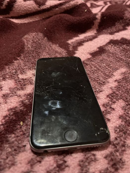 Iphone 6s pentru piese