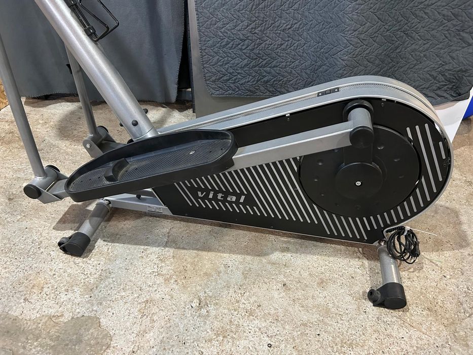 Vand Bicicletă eliptică magnetica Daum electronic Vital