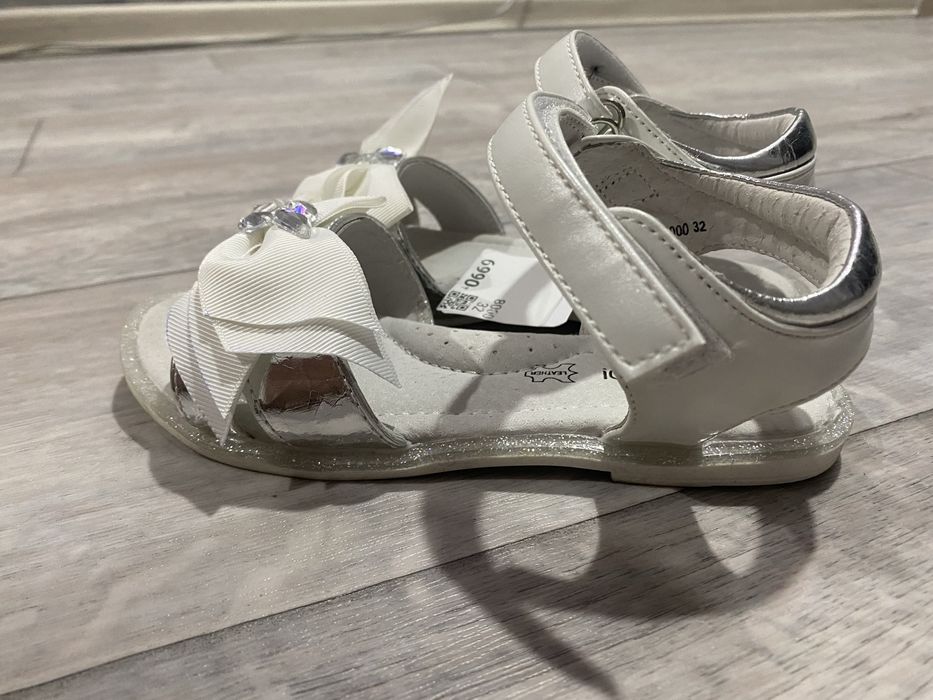 Сандали для девочки 32р