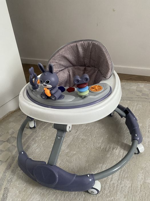 Ходунок детский с игровым столиком