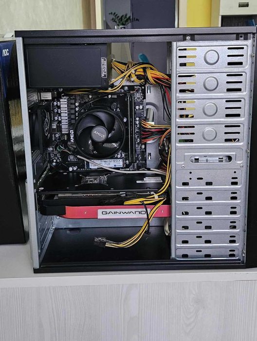 Геймърски компютър