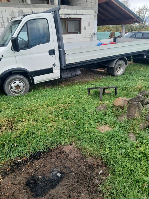 Vând camioneta Iveco