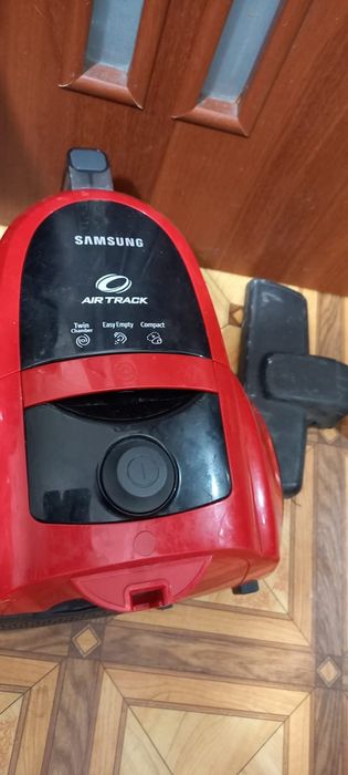 Продам Пылесос Самсунг Рабочий. Модель SC4520. Цена 5500