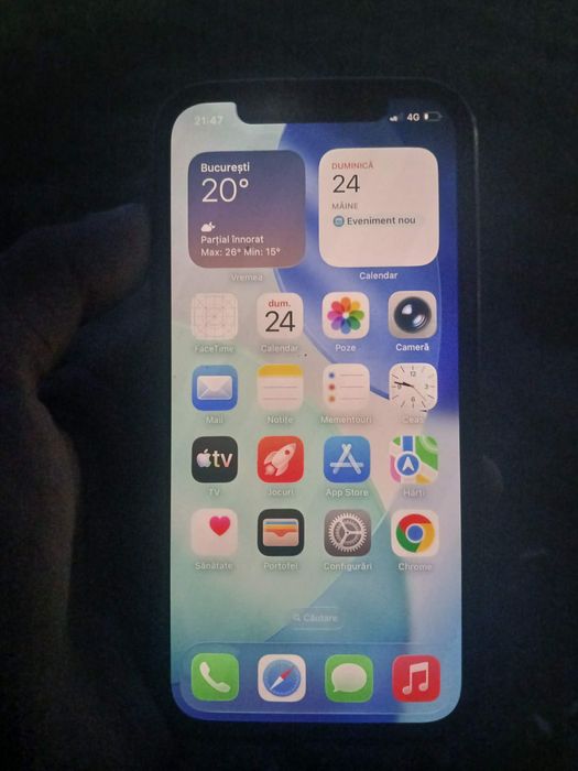 iPhone 12 Nici un defect are numa spart spatele